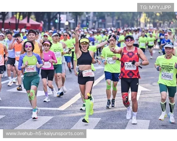 胡志明市马拉松：本地跑者刷新纪录，赛事精彩纷呈，胡志明市贴吧